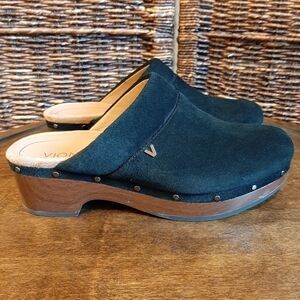 Vionic Women's 7 Black Kacie Suede Wooden Clogs Slip On Leather Mules Shoes Heel